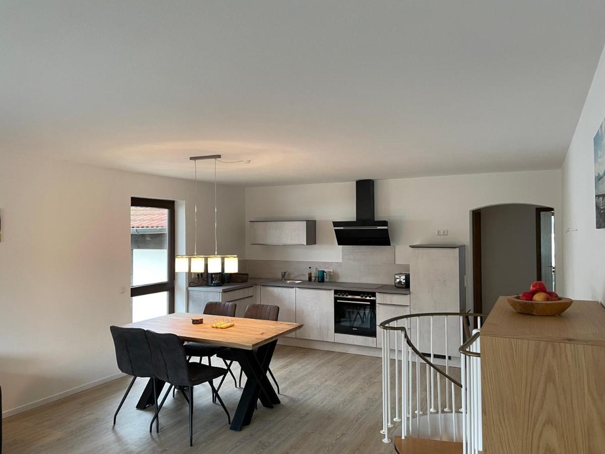 מארקוורטשטיין Grosszuegiges Domizil, 90Qm, Mit Terrasse, Garten, Infrarotkabine Und Garage מראה חיצוני תמונה
